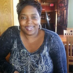 Meet your Posher, Traci